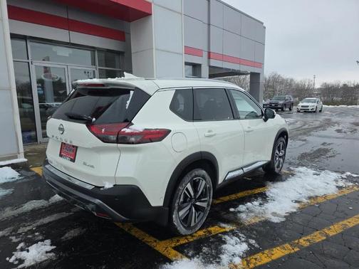 2023 Nissan Rogue SL