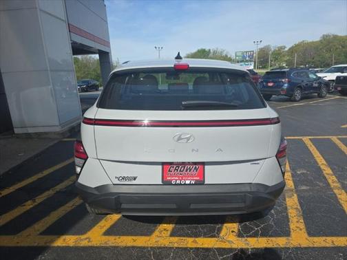 2024 Hyundai KONA SE