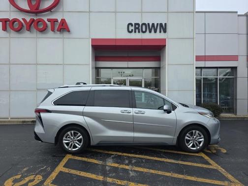 2024 Toyota Sienna Limited 7-Passenger
