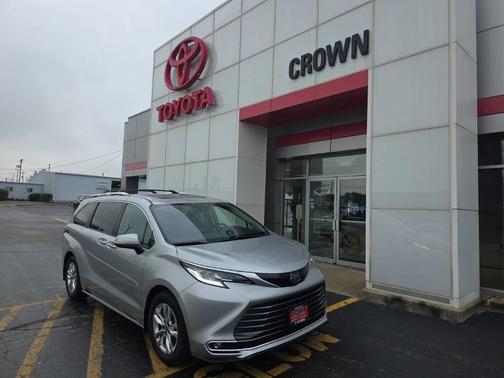 2024 Toyota Sienna Limited 7-Passenger