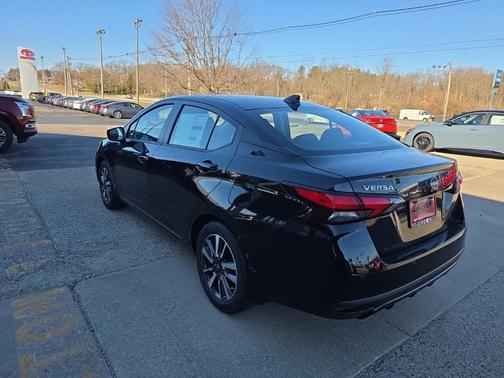 2025 Nissan Versa 1.6 SV