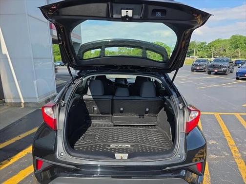 2021 Toyota C-HR LE