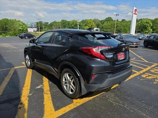 2021 Toyota C-HR LE