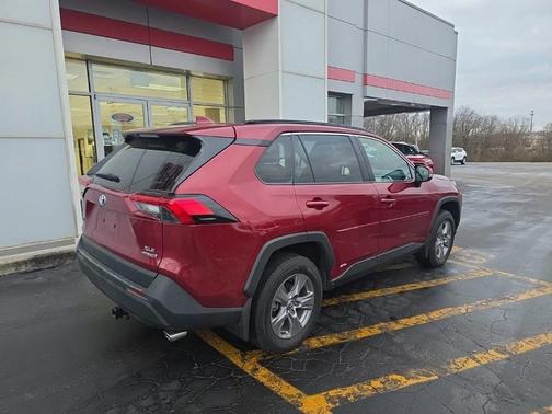 2023 Toyota RAV4 Hybrid XLE