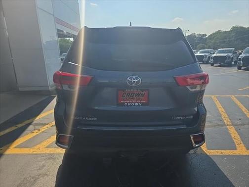 2017 Toyota Highlander Limited