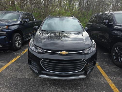 Mosaic Black Metallic 2018 Chevrolet Trax LT