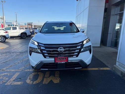 2025 Nissan Rogue SL