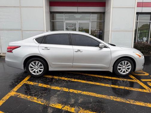 Brilliant Silver Metallic 2014 Nissan Altima 2.5 S