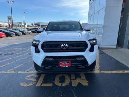 2025 Toyota Tacoma SR5