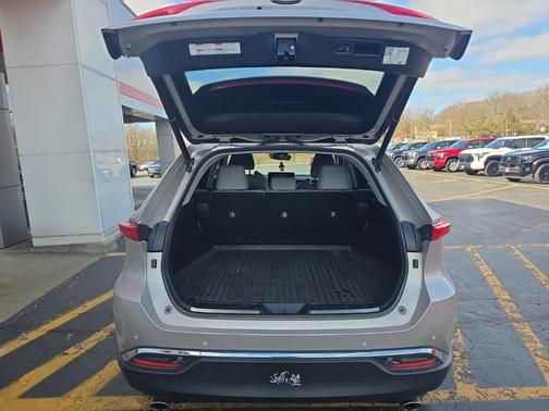 2021 Toyota Venza XLE