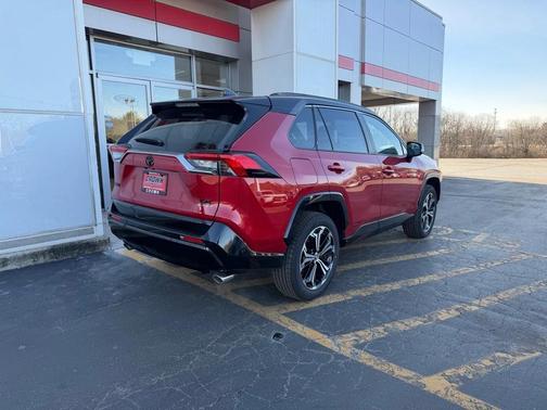 2025 Toyota RAV4 Hybrid SE