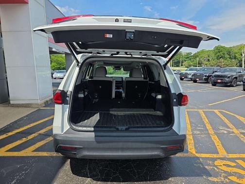 Wind Chill Pearl 2024 Toyota Grand Highlander XLE