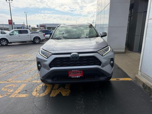 Silver Sky Metallic 2020 Toyota RAV4 Hybrid XLE