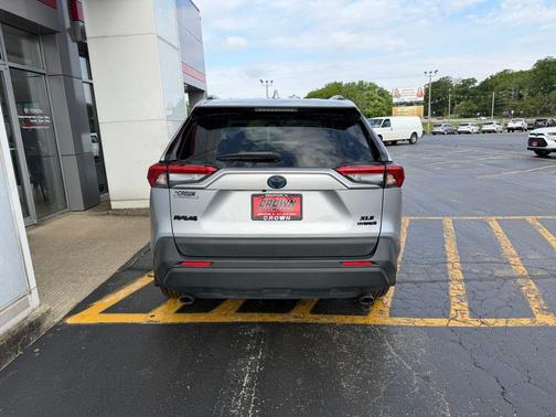 Silver Sky Metallic 2020 Toyota RAV4 Hybrid XLE