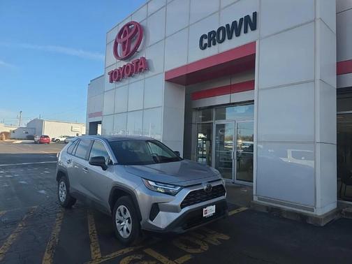 2024 Toyota RAV4 LE