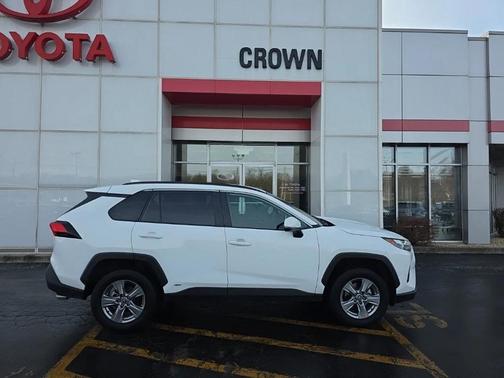 2025 Toyota RAV4 Hybrid XLE