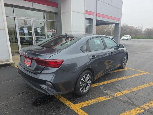 2023 Kia Forte LXS