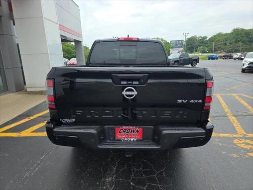 2023 Nissan Frontier SV