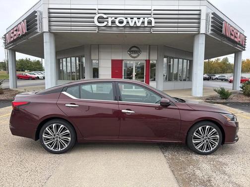 2025 Nissan Altima SL FWD