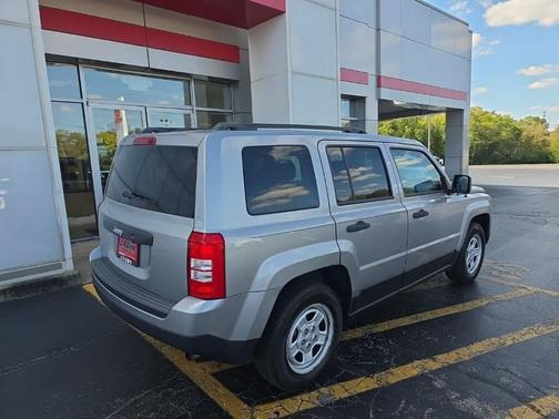 2016 Jeep Patriot Sport