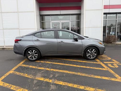 2025 Nissan Versa 1.6 SV