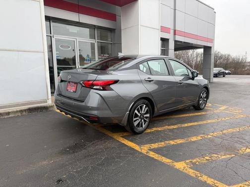 2025 Nissan Versa 1.6 SV