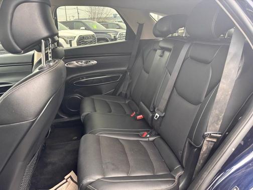 2025 Genesis GV70 2.5T AWD