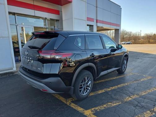 2023 Nissan Rogue S