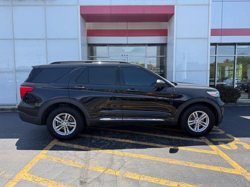 Agate Black Metallic 2020 Ford Explorer XLT