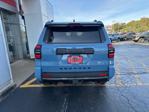 2025 Toyota 4Runner SR5