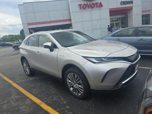 Titanium Glow 2021 Toyota Venza XLE