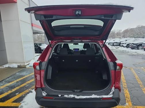 2025 Toyota RAV4 Hybrid LE