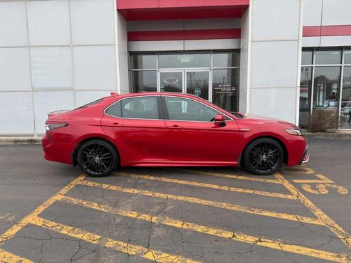 2021 Toyota Camry XSE