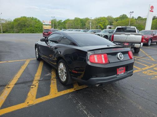 Black 2012 Ford Mustang V6 Premium