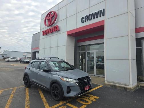 2024 Nissan Kicks SR