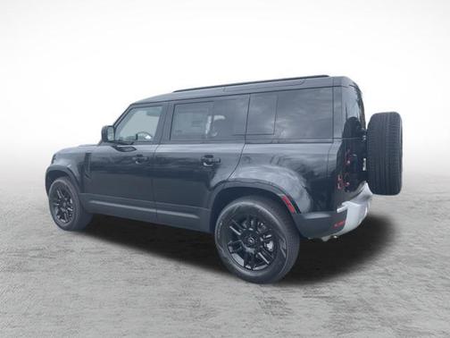 2025 Land Rover Defender 110 P300