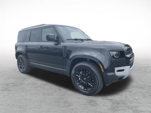 2025 Land Rover Defender 110 P300