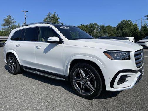 2025 Mercedes-Benz GLS 450 4MATIC