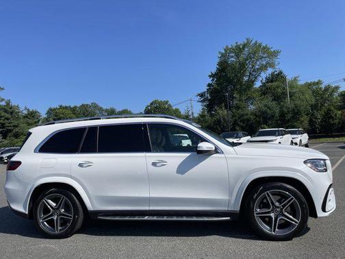 2025 Mercedes-Benz GLS 450 4MATIC