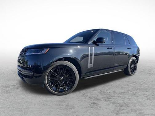 2025 Land Rover Range Rover P400 SE 7 Seat