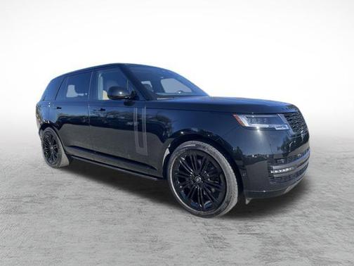 2025 Land Rover Range Rover P400 SE 7 Seat