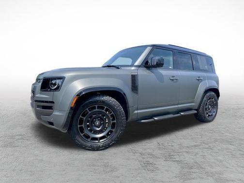 2025 Land Rover Defender P635 OCTA Edition One