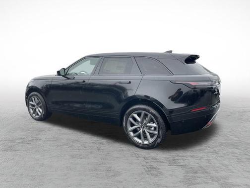 2026 Land Rover Range Rover Velar P250 SE R-Dynamic