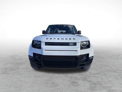 2025 Land Rover Defender 110 P400 X-Dynamic SE