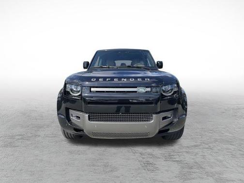 2025 Land Rover Defender 110 P400 X-Dynamic SE