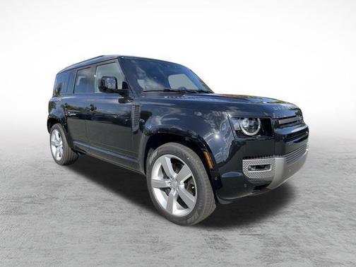 2025 Land Rover Defender 110 P400 X-Dynamic SE