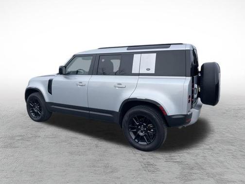 2024 Land Rover Defender 110 P300