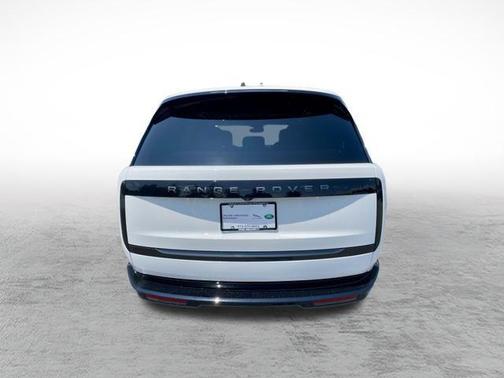 2025 Land Rover Range Rover P400 SE