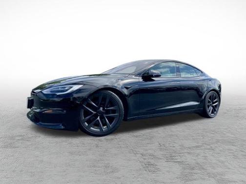 2022 Tesla Model S Plaid