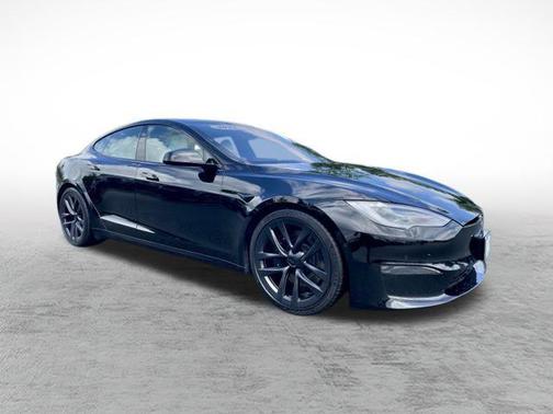 2022 Tesla Model S Plaid